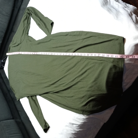 Fashion nova forest green long sleeved dress - Picture 6 of 7